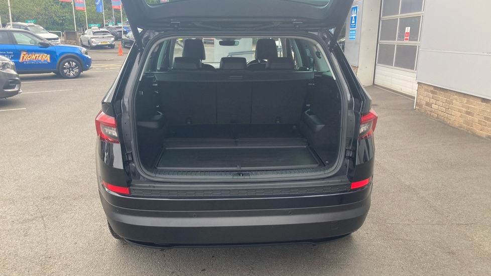 Skoda Kodiaq 1.4 TSI 150 Edition 4x4 5dr [7 Seat] Petrol Estate - Image 4