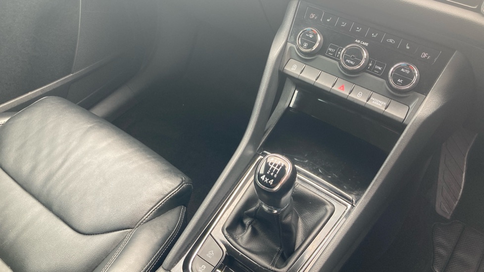 Skoda Kodiaq 1.4 TSI 150 Edition 4x4 5dr [7 Seat] Petrol Estate - Image 13