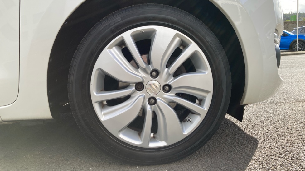 Suzuki Swift 1.0 Boosterjet SZ-T 5dr Petrol Hatchback - Image 7