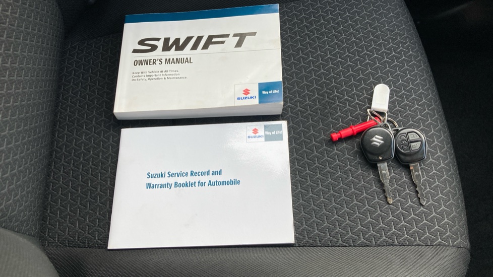 Suzuki Swift 1.0 Boosterjet SZ-T 5dr Petrol Hatchback - Image 19