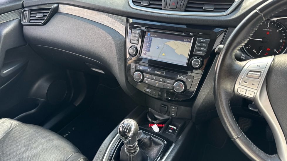 Nissan X-Trail 1.6 dCi Tekna 5dr 4WD Diesel Station Wagon - Image 14