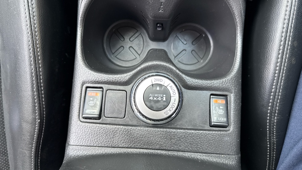 Nissan X-Trail 1.6 dCi Tekna 5dr 4WD Diesel Station Wagon - Image 26