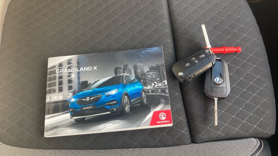 Vauxhall Grandland X 1.2 Turbo Sport Nav 5dr Petrol Hatchback - Image 19