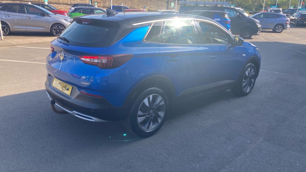 Vauxhall Grandland X 1.2 Turbo Sport Nav 5dr Petrol Hatchback - Image 24