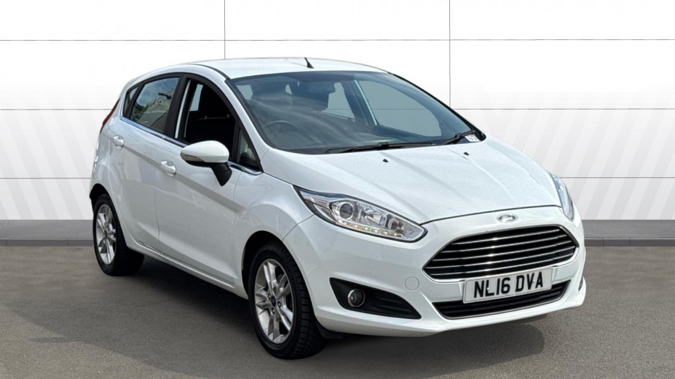 Ford Fiesta 1.25 82 Zetec 5dr Petrol Hatchback - Image 1