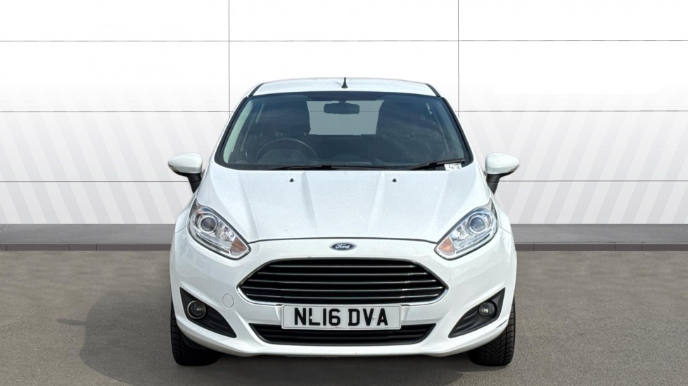 Ford Fiesta 1.25 82 Zetec 5dr Petrol Hatchback - Image 3
