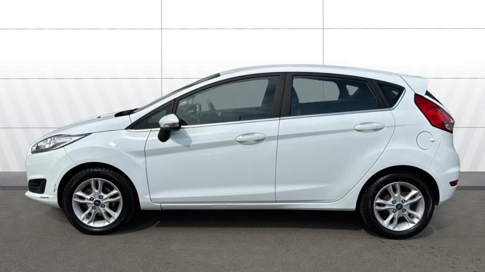 Ford Fiesta 1.25 82 Zetec 5dr Petrol Hatchback - Image 5