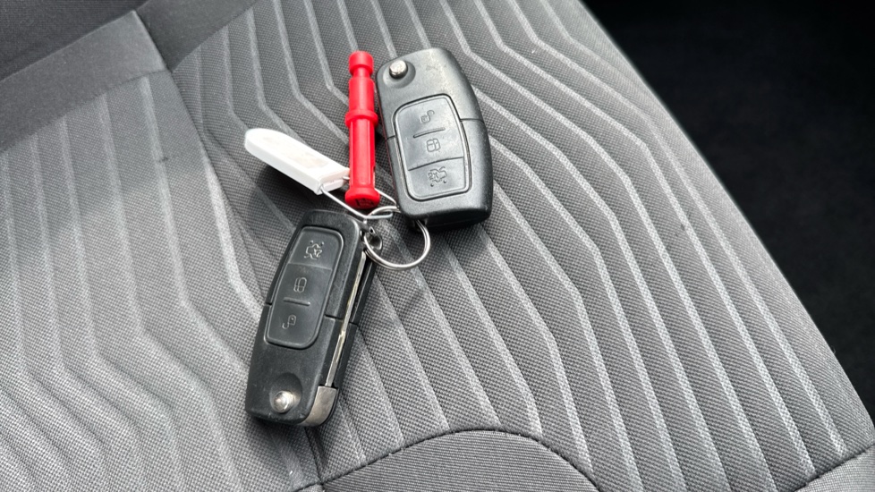 Ford Fiesta 1.25 82 Zetec 5dr Petrol Hatchback - Image 20