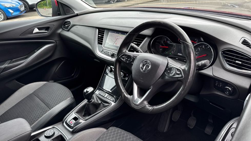 Vauxhall Grandland X 1.2 Turbo Sport Nav 5dr Petrol Hatchback - Image 11