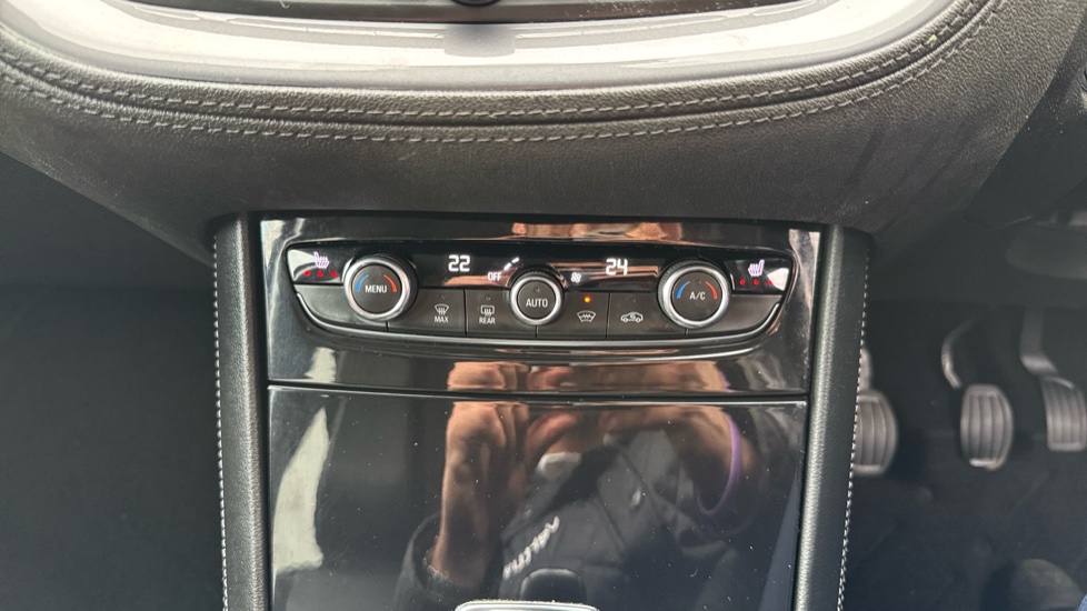 Vauxhall Grandland X 1.2 Turbo Sport Nav 5dr Petrol Hatchback - Image 23