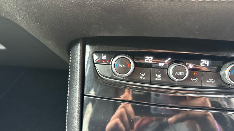 Vauxhall Grandland X 1.2 Turbo Sport Nav 5dr Petrol Hatchback - Image 24