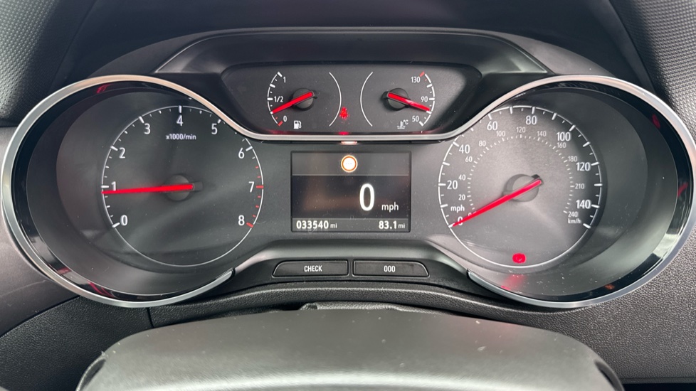 Vauxhall Crossland X 1.2T [130] Elite 5dr [Start Stop] Petrol Hatchback - Image 18