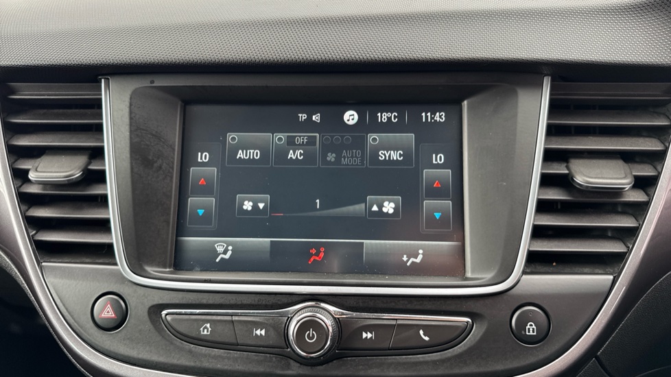 Vauxhall Crossland X 1.2T [130] Elite 5dr [Start Stop] Petrol Hatchback - Image 22