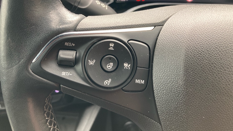 Vauxhall Mokka 100kW Ultimate 50kWh 5dr Auto Electric Hatchback - Image 22