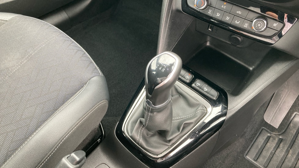 Vauxhall Corsa 1.2 Elite 5dr Petrol Hatchback - Image 13