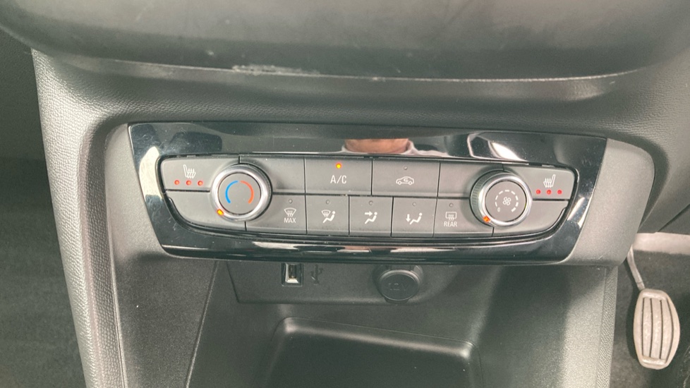 Vauxhall Corsa 1.2 Elite 5dr Petrol Hatchback - Image 23