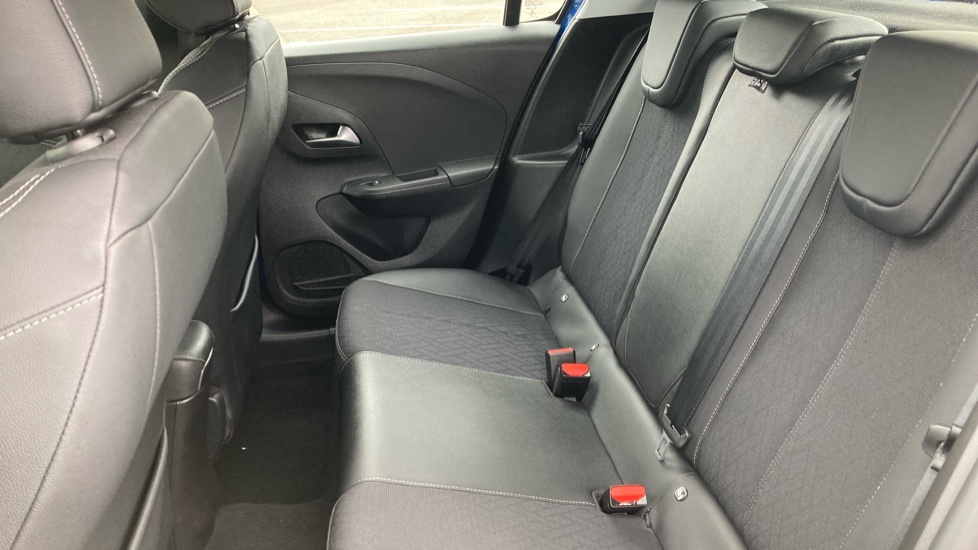 Vauxhall Corsa 1.2 Elite 5dr Petrol Hatchback - Image 30
