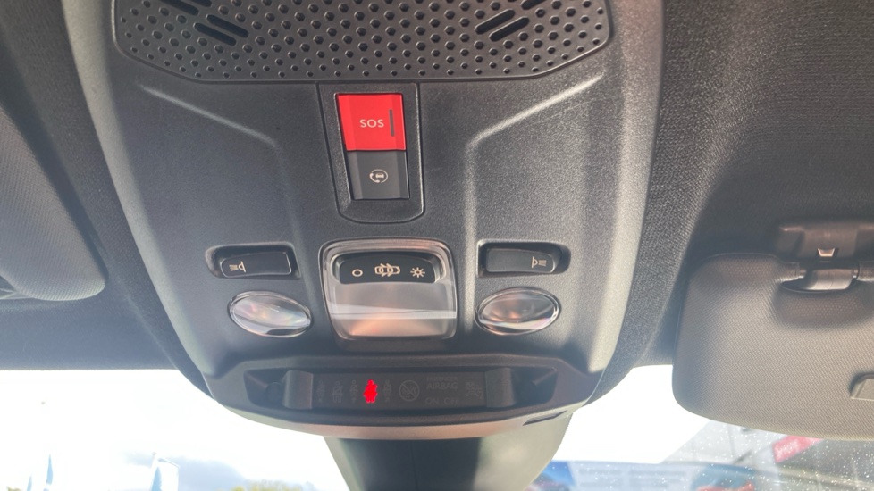 Vauxhall Mokka 100kW Ultimate 50kWh 5dr Auto Electric Hatchback - Image 33