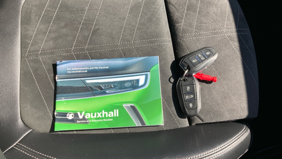 Vauxhall Grandland 1.2 Turbo Ultimate 5dr Auto Petrol Hatchback - Image 19