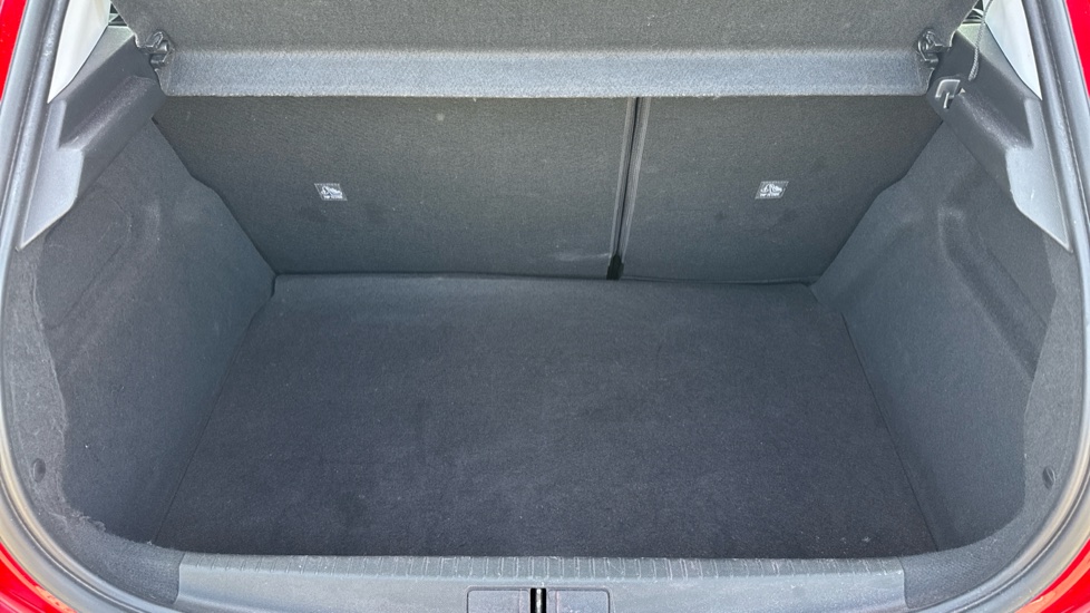 Vauxhall Corsa 1.2 Design 5dr Petrol Hatchback - Image 4