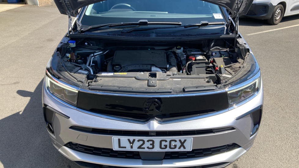 Vauxhall Grandland 1.2 Turbo Ultimate 5dr Auto Petrol Hatchback - Image 8