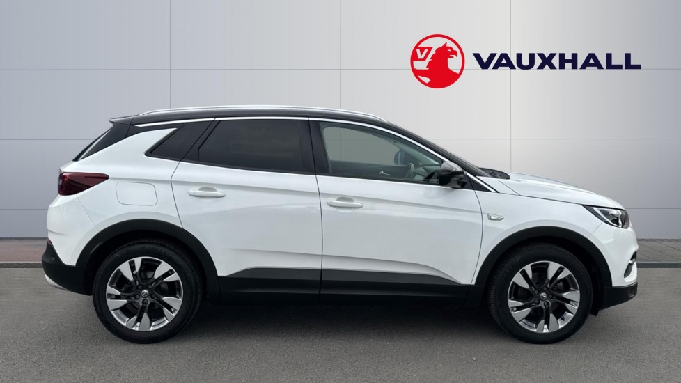 Vauxhall Grandland X 1.2 Turbo SRi Nav 5dr Petrol Hatchback - Image 5