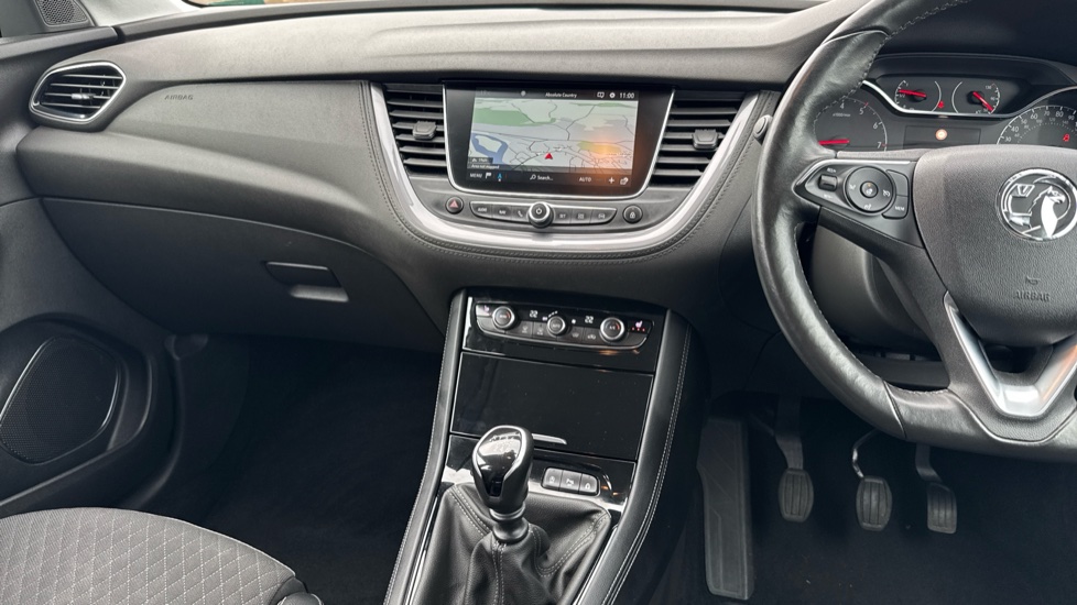 Vauxhall Grandland X 1.2 Turbo SRi Nav 5dr Petrol Hatchback - Image 14