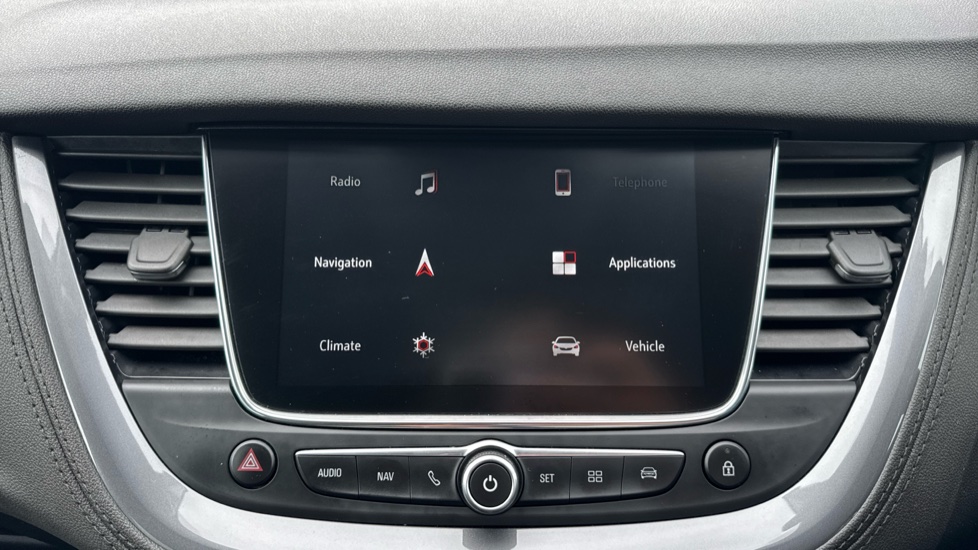 Vauxhall Grandland X 1.2 Turbo SRi Nav 5dr Petrol Hatchback - Image 23