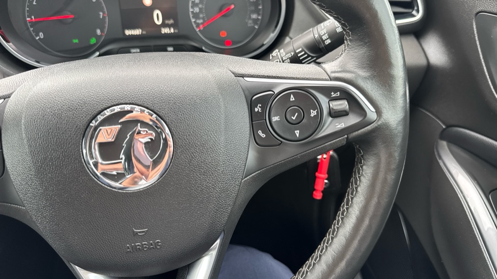 Vauxhall Grandland X 1.2 Turbo SRi Nav 5dr Petrol Hatchback - Image 33