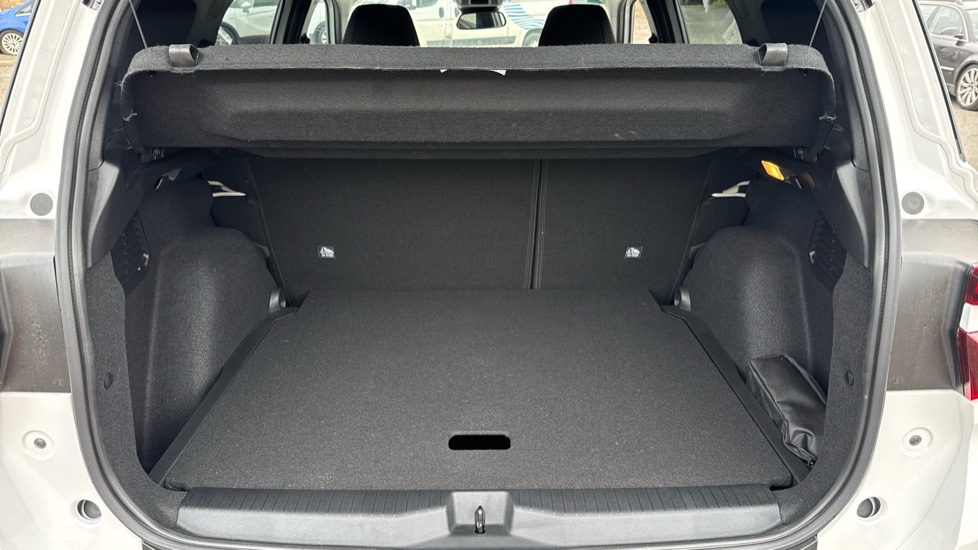 Vauxhall Frontera 1.2 Hybrid [136] GS 5dr e-DCT6 Petrol Estate - Image 4