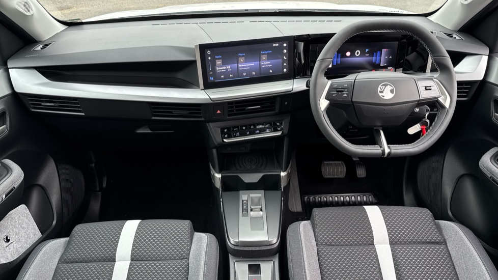 Vauxhall Frontera 1.2 Hybrid [136] GS 5dr e-DCT6 Petrol Estate - Image 10