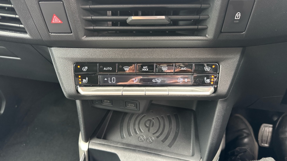 Vauxhall Frontera 1.2 Hybrid [136] GS 5dr e-DCT6 Petrol Estate - Image 26