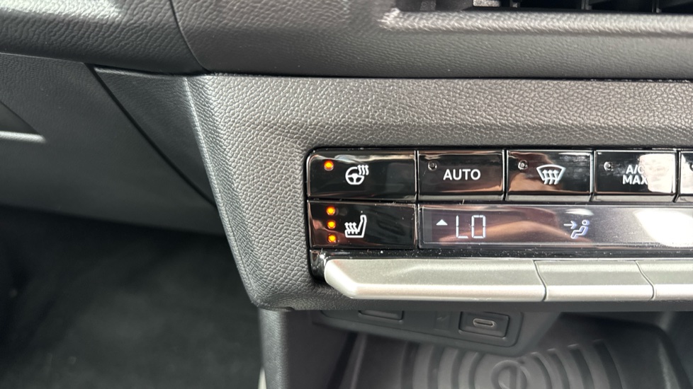 Vauxhall Frontera 1.2 Hybrid [136] GS 5dr e-DCT6 Petrol Estate - Image 27