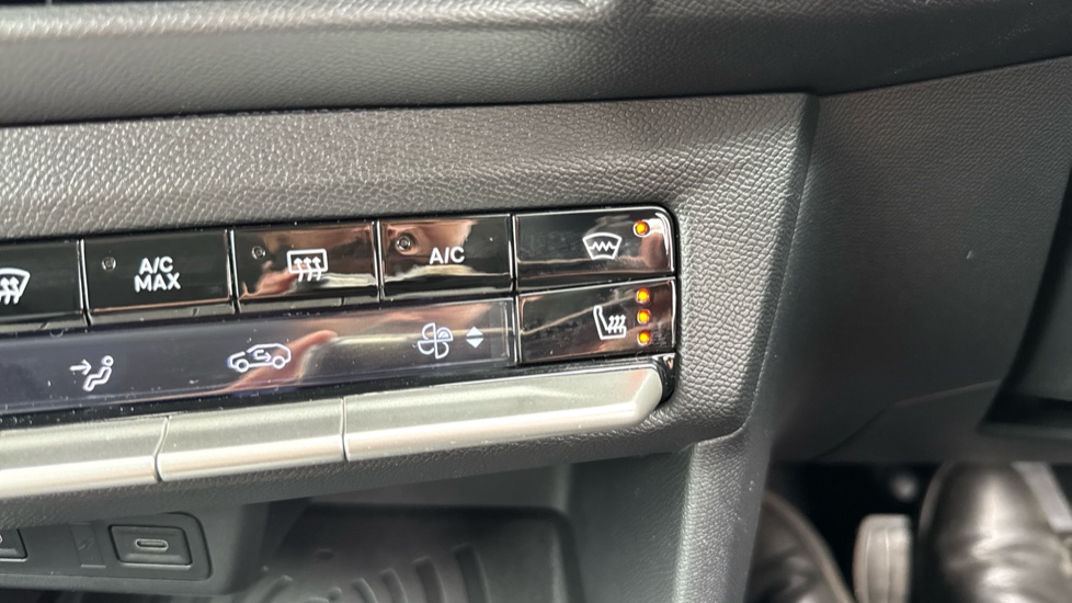 Vauxhall Frontera 1.2 Hybrid [136] GS 5dr e-DCT6 Petrol Estate - Image 28