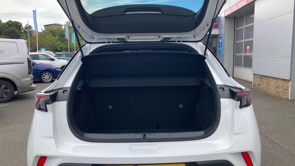 Vauxhall Mokka 1.2 Turbo 100 GS  5dr Petrol Hatchback - Image 4
