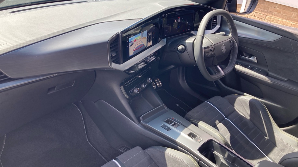 Vauxhall Mokka 207kW GSE 54kWh 5dr Auto Electric Hatchback - Image 9