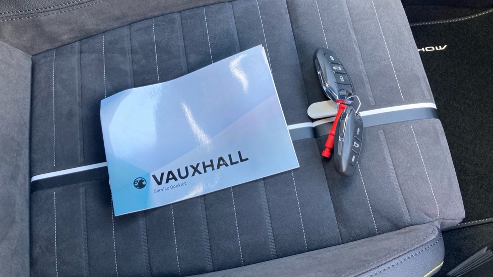 Vauxhall Mokka 207kW GSE 54kWh 5dr Auto Electric Hatchback - Image 19