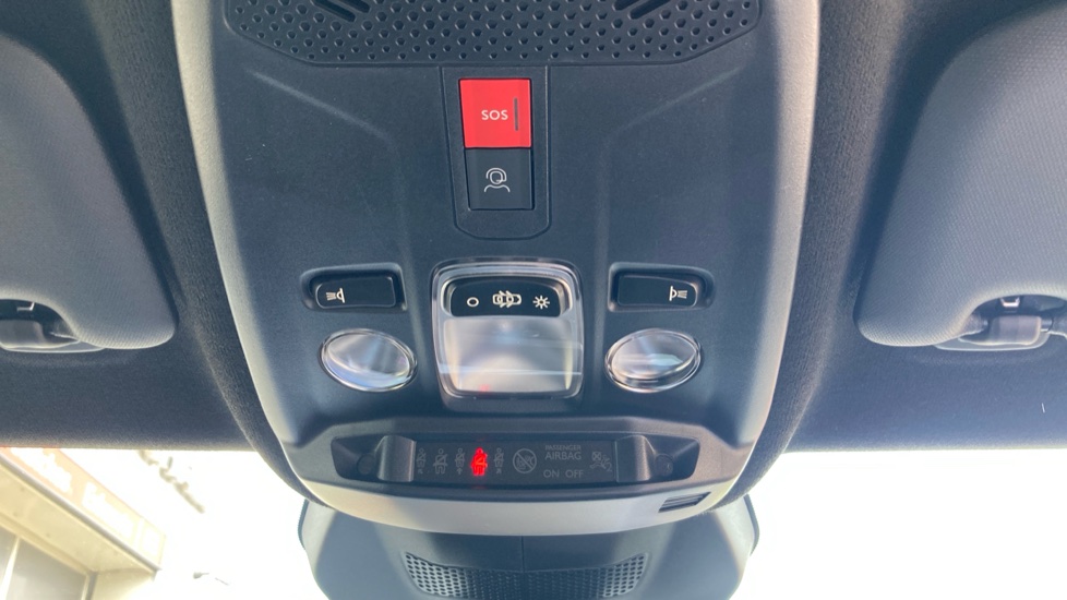 Vauxhall Mokka 207kW GSE 54kWh 5dr Auto Electric Hatchback - Image 28