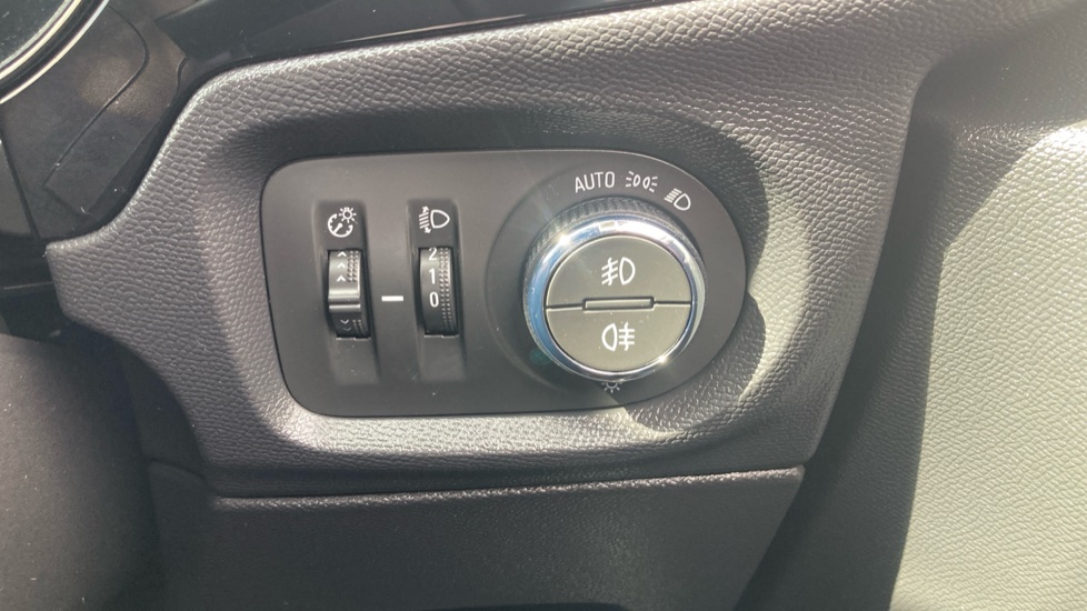 Vauxhall Corsa 1.2 Turbo SRi Premium 5dr Petrol Hatchback - Image 26