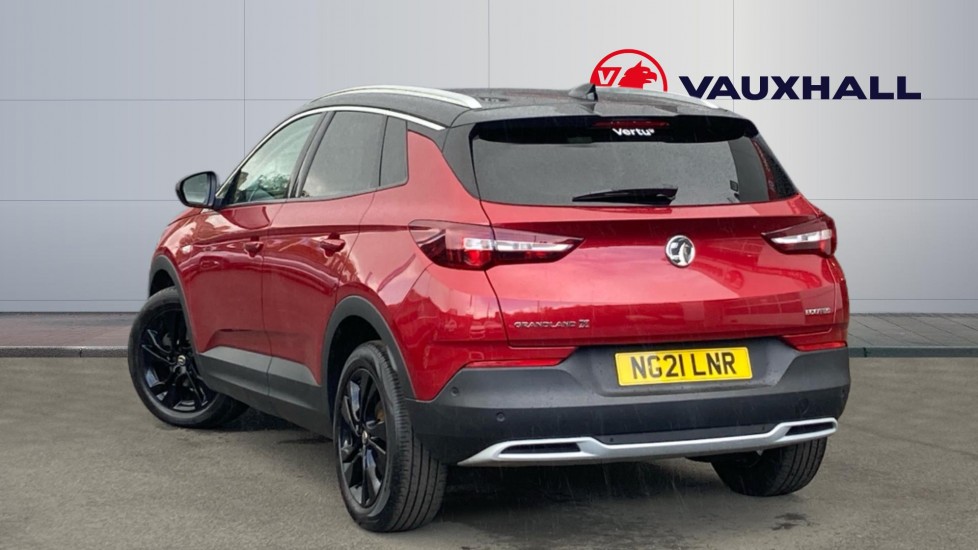 Vauxhall Grandland X 1.2 Turbo Griffin Edition 5dr Petrol Hatchback - Image 2