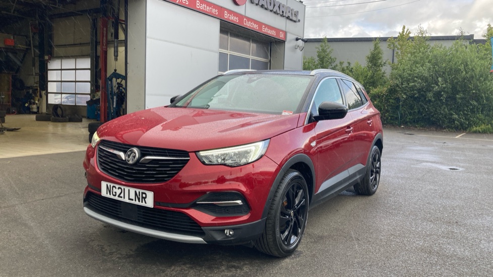 Vauxhall Grandland X 1.2 Turbo Griffin Edition 5dr Petrol Hatchback - Image 22