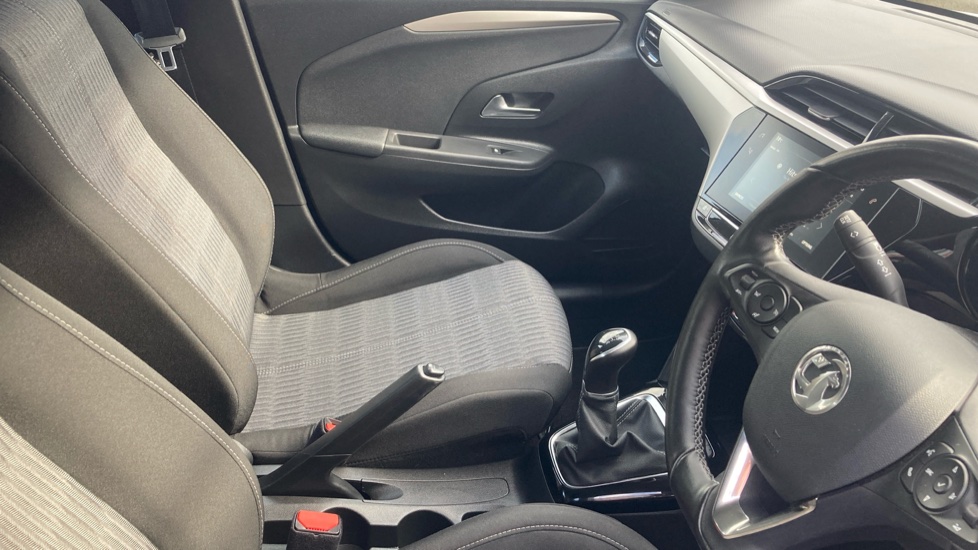 Vauxhall Corsa 1.2 SE Edition 5dr Petrol Hatchback - Image 14