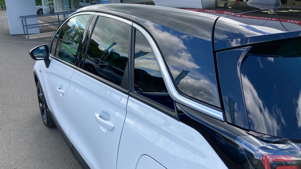 Vauxhall Crossland 1.2 Elite Edition 5dr Petrol Hatchback - Image 23