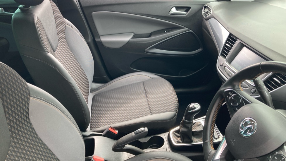 Vauxhall Crossland X 1.2 [83] Elite 5dr Petrol Hatchback - Image 14