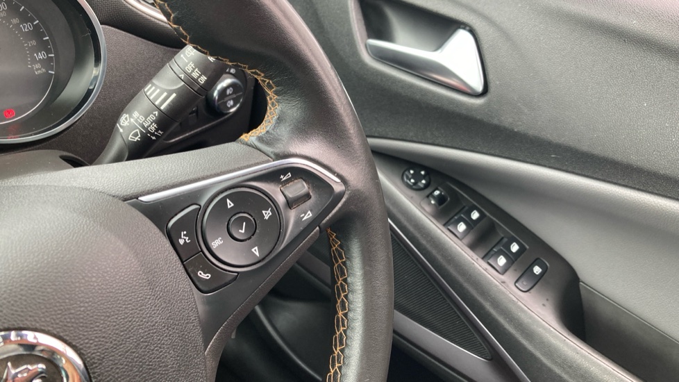 Vauxhall Crossland X 1.2 [83] Elite 5dr Petrol Hatchback - Image 28