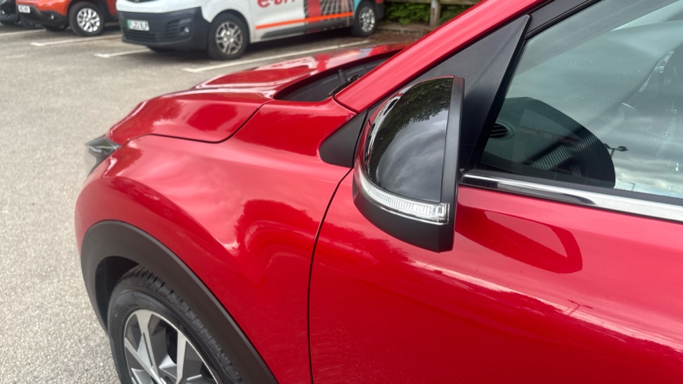 Kia Stonic 1.0T GDi 48V GT-Line 5dr Petrol Estate - Image 48