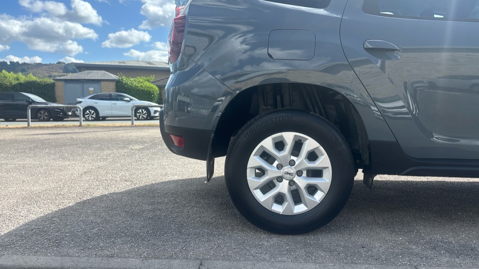 Dacia Duster 1.0 TCe 90 Expression 5dr Petrol Estate - Image 7