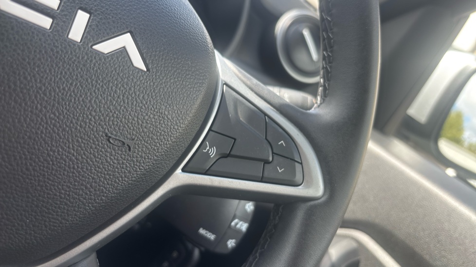 Dacia Duster 1.0 TCe 90 Expression 5dr Petrol Estate - Image 23