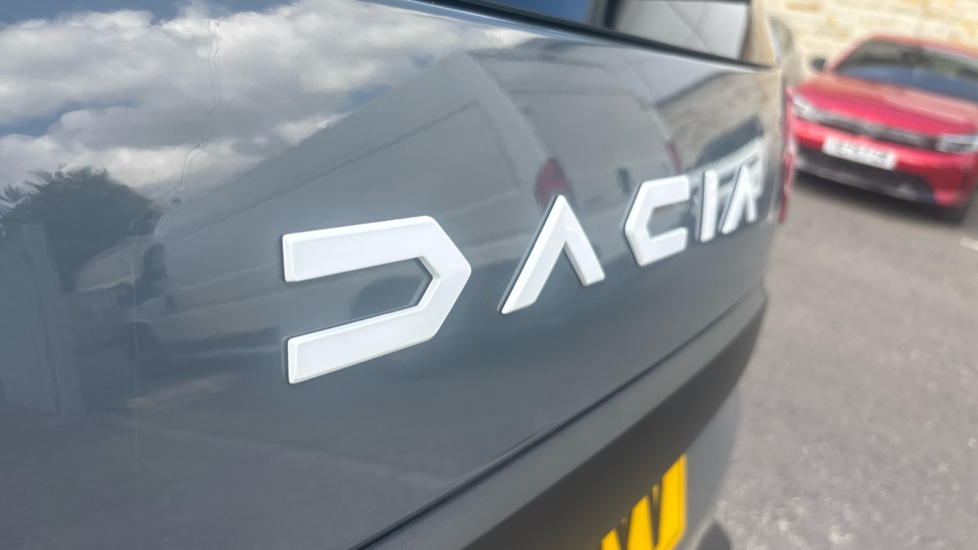 Dacia Duster 1.0 TCe 90 Expression 5dr Petrol Estate - Image 47