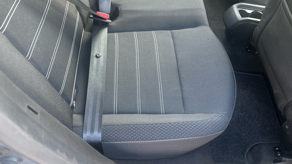 Dacia Duster 1.0 TCe 90 Expression 5dr Petrol Estate - Image 57